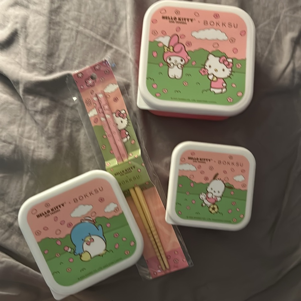 Hello Kitty Bento Box set and chopsticks